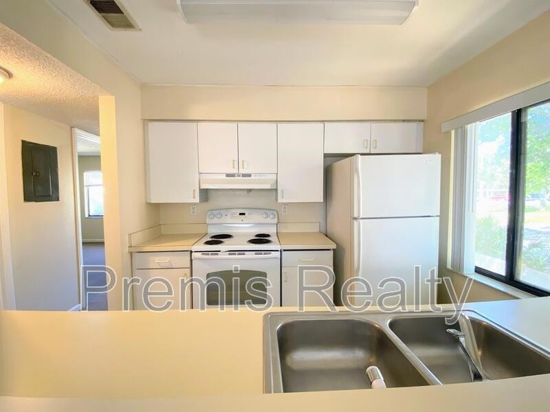 1409 Alpine Rd - Photo 7 of 25