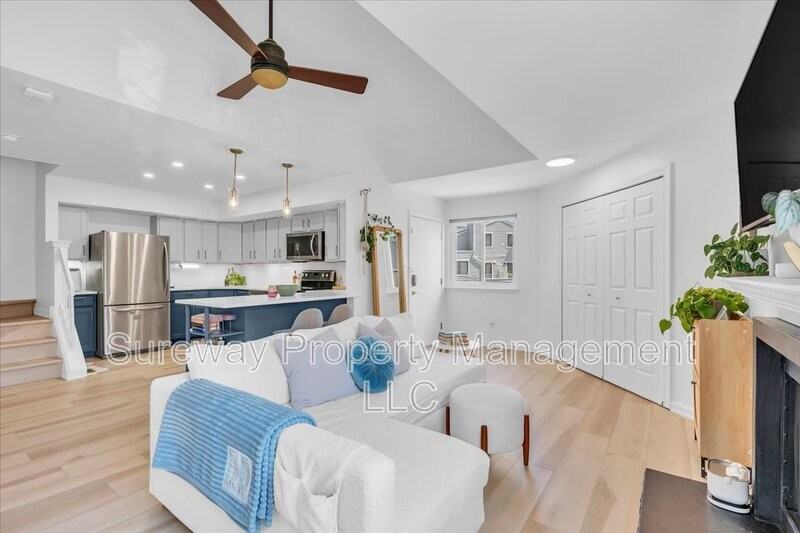 4708 Daniel Ln - Photo 6 of 24