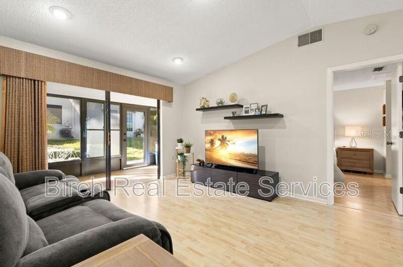 2131 Ridge Rd S - Photo 2 of 15