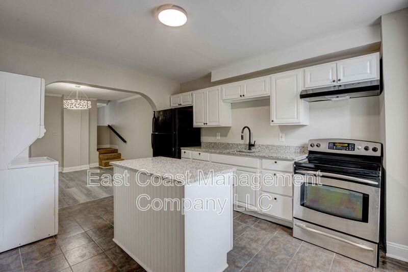 2127 W Fairmount Ave - Photo 2 of 19