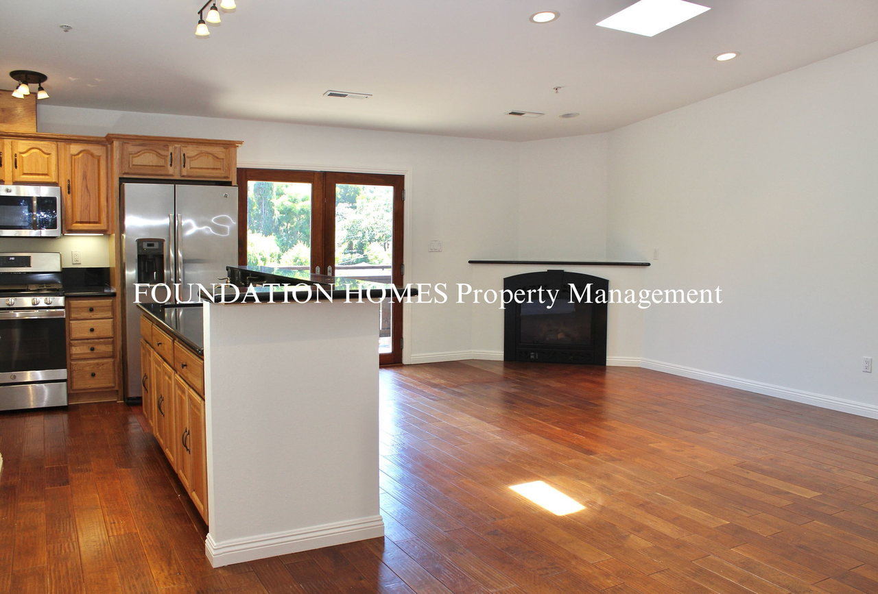 Oak Knoll GROUP - Photo 3 of 24