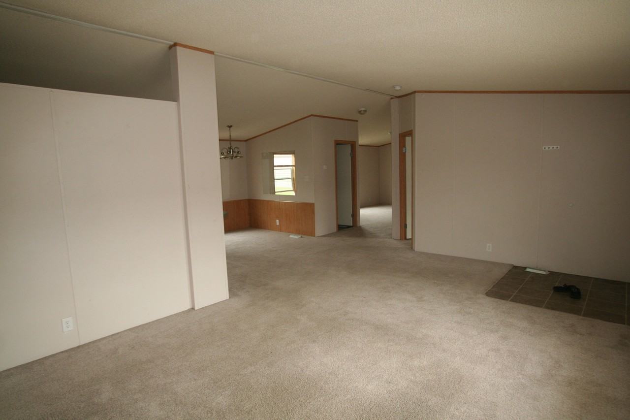 2714 Cahill St - Photo 3 of 12