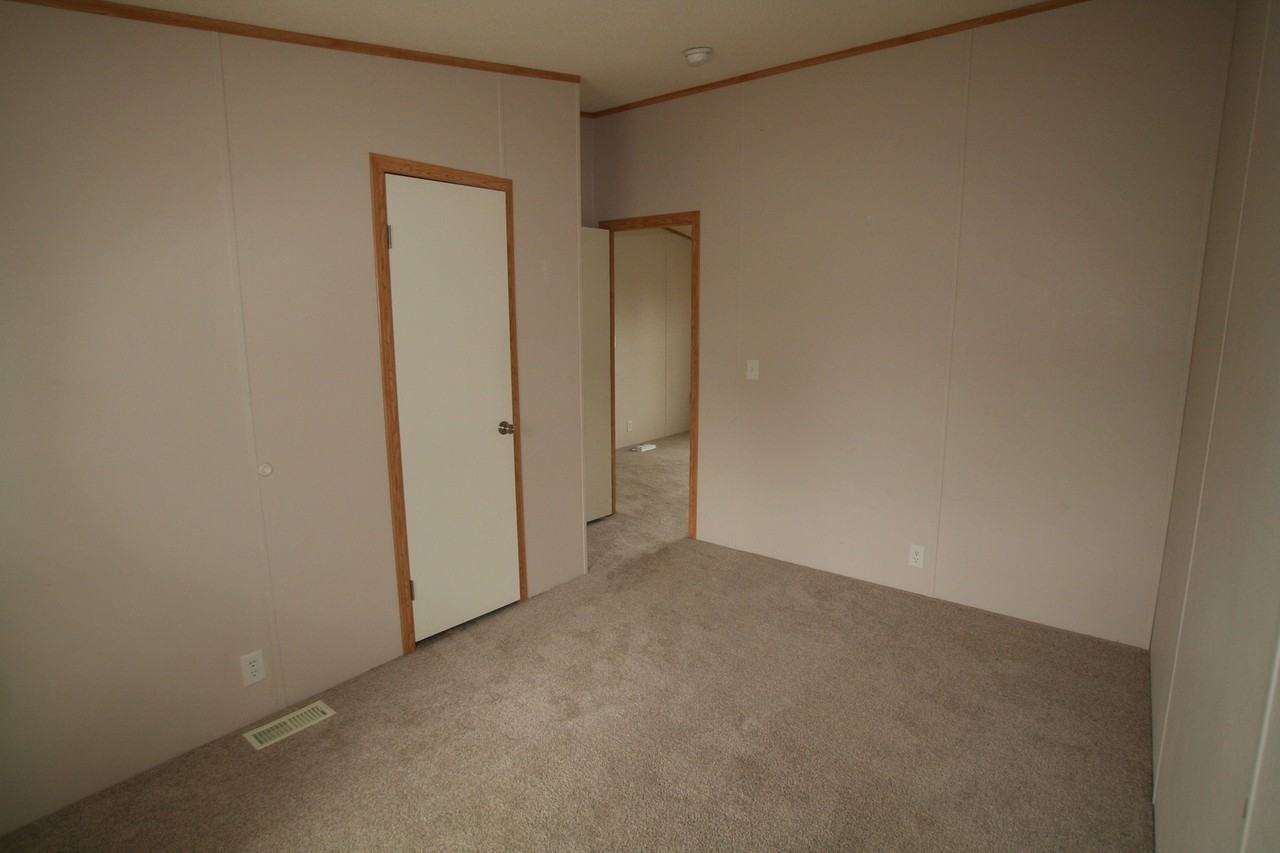 2714 Cahill St - Photo 7 of 12