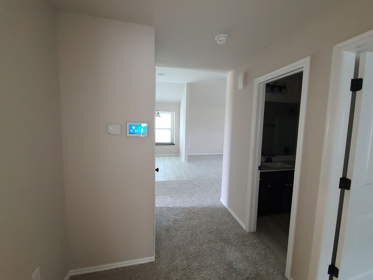 1008 Hickory Creek Dr - Photo 6 of 17