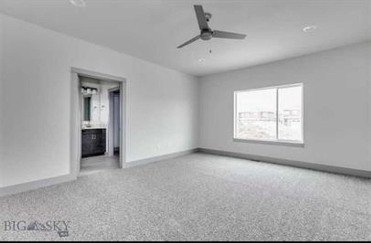 1307 Prairie Dawn Ln - Photo 4 of 14