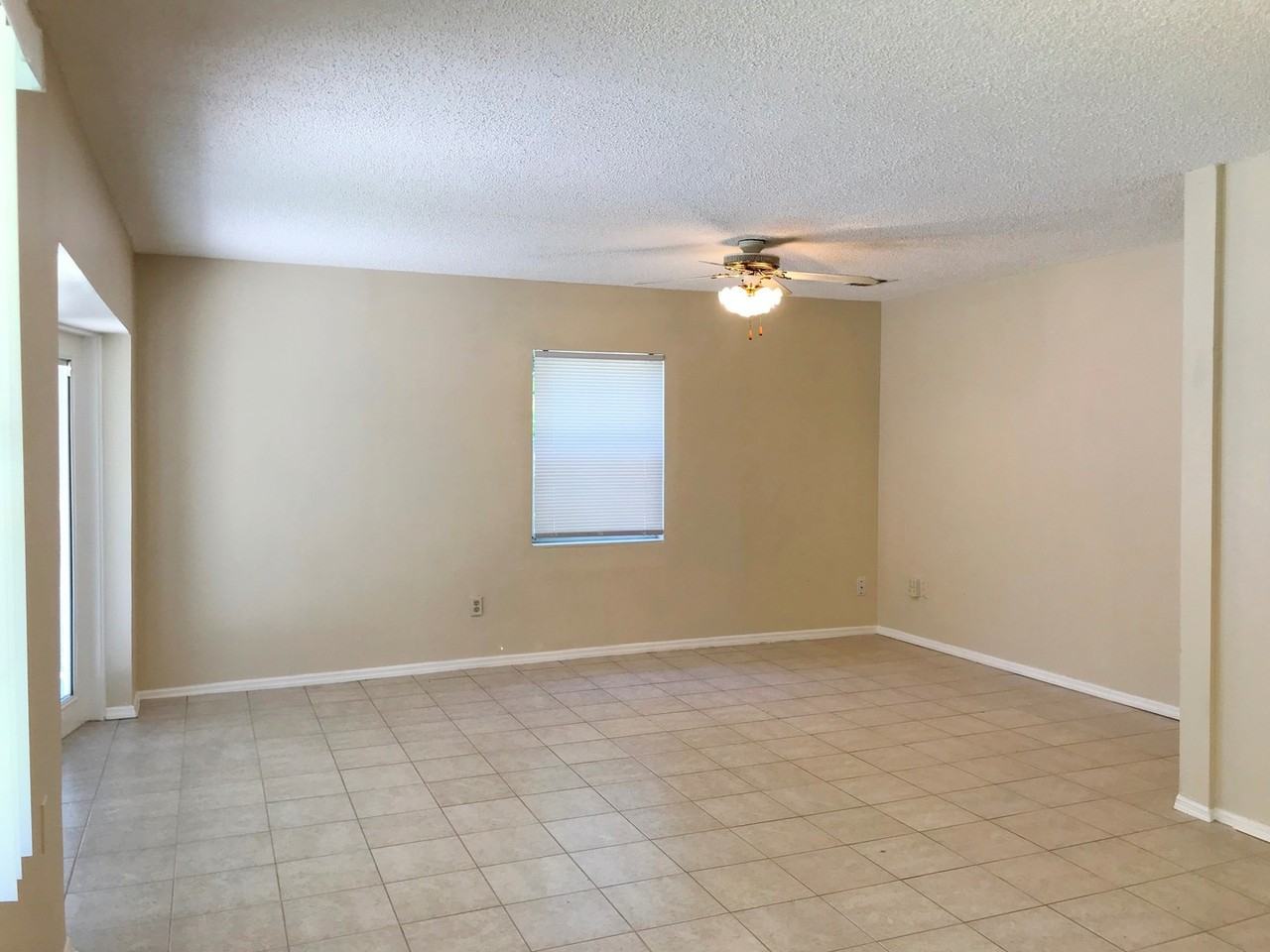 4330 Grand Ave - Photo 5 of 14