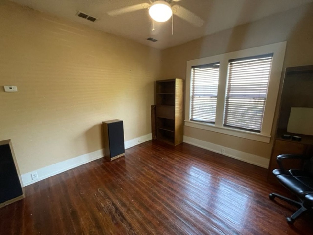 615 Nw 6th Ave - Photo 5 of 22