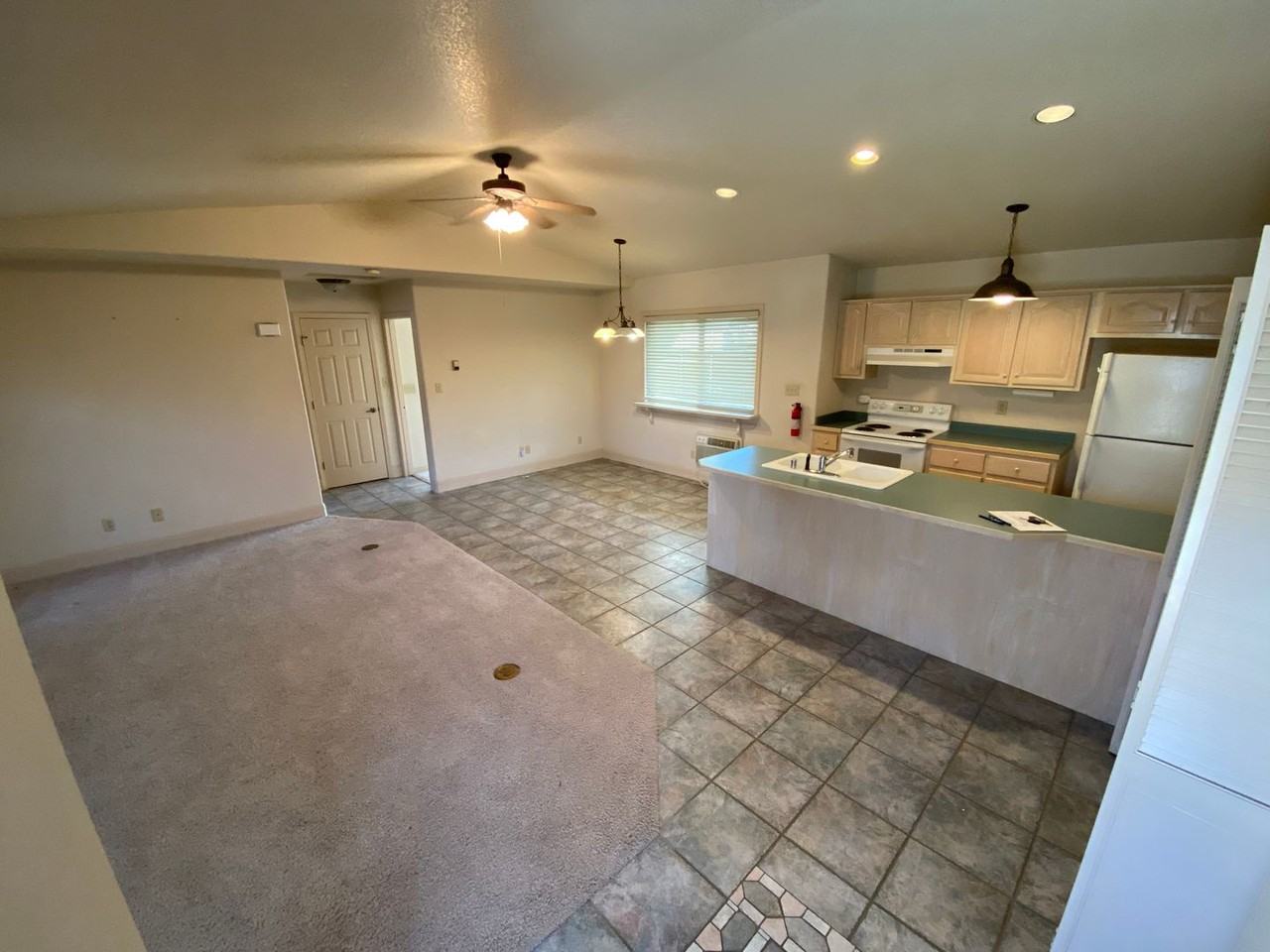 30 Sunshine Ct - Photo 2 of 17