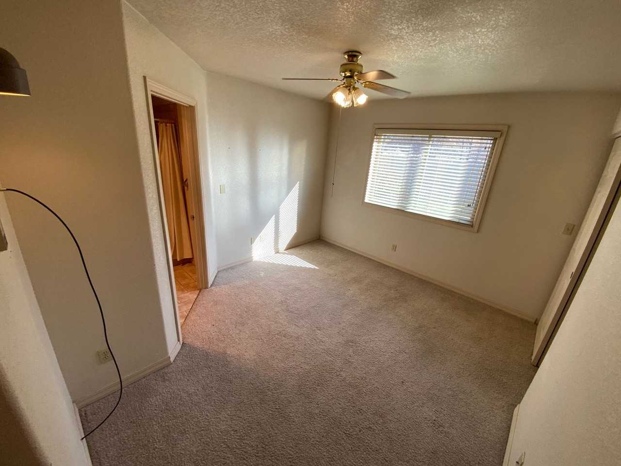 30 Sunshine Ct - Photo 7 of 17