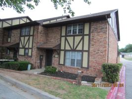 featured image of 4545 Ne Bell Ave