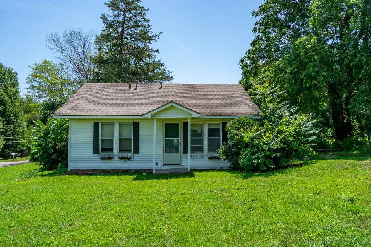 2204 S 61st West Ave