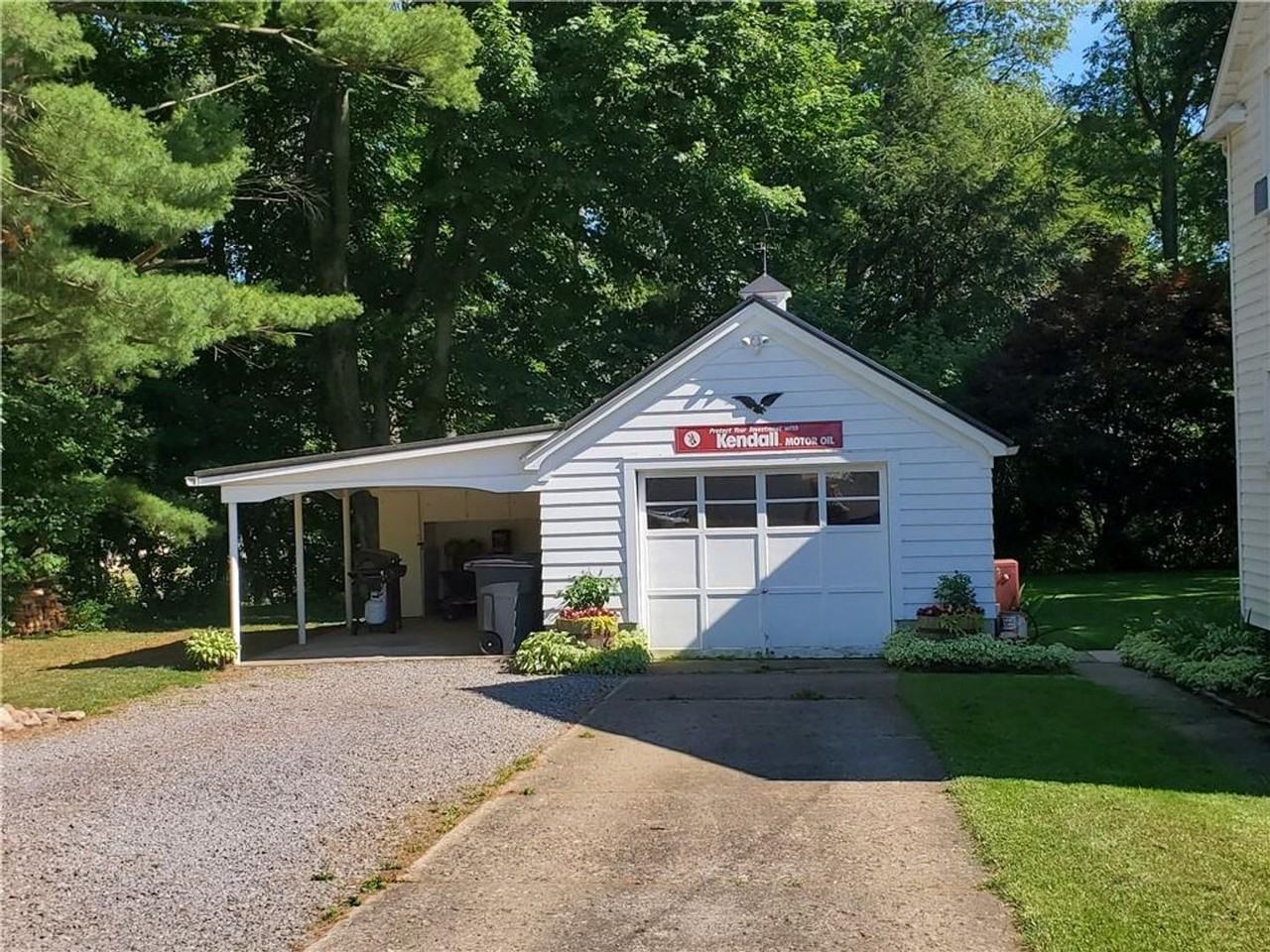 104 E Wood St - Photo 2 of 24