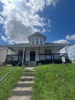 featured image of 2001 S Walnut St