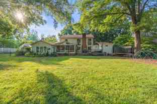 223 Ivy Cir - Photo 1 of 1