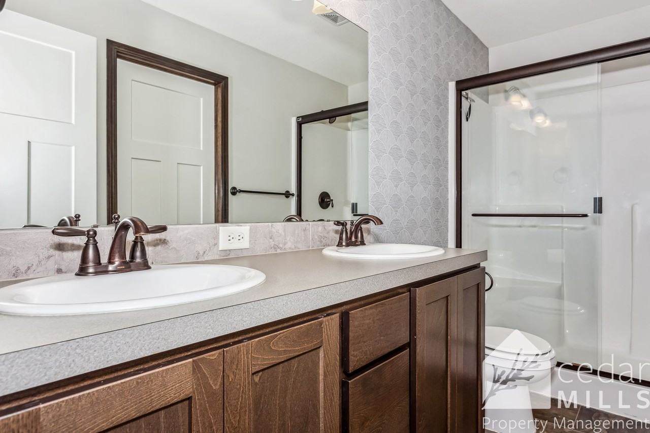 1401 E Splitwood Way St - Photo 7 of 15