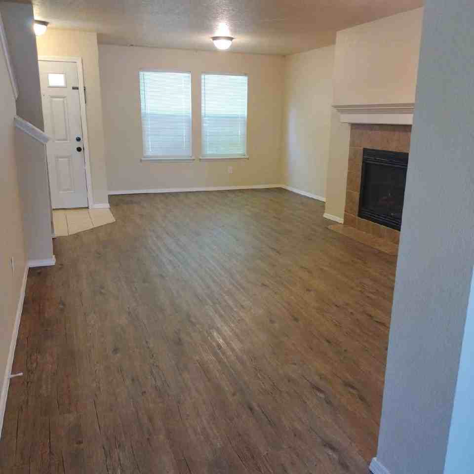 304 E Ivy Glade St - Photo 5 of 27