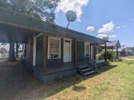 featured image of 2001 2001 M L King Blvd.