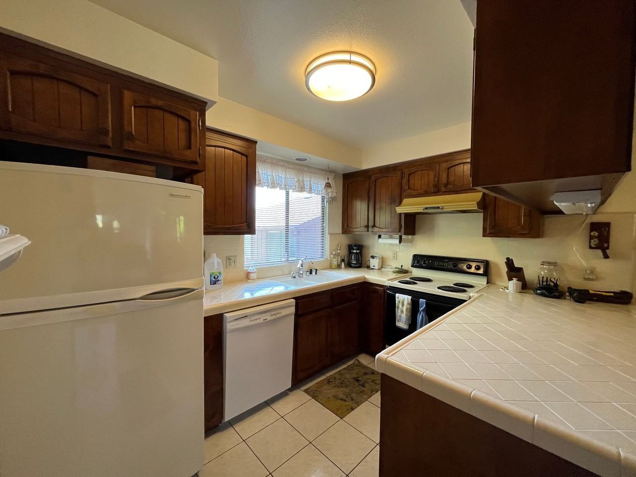 Spyglass Dr. - Photo 2 of 21