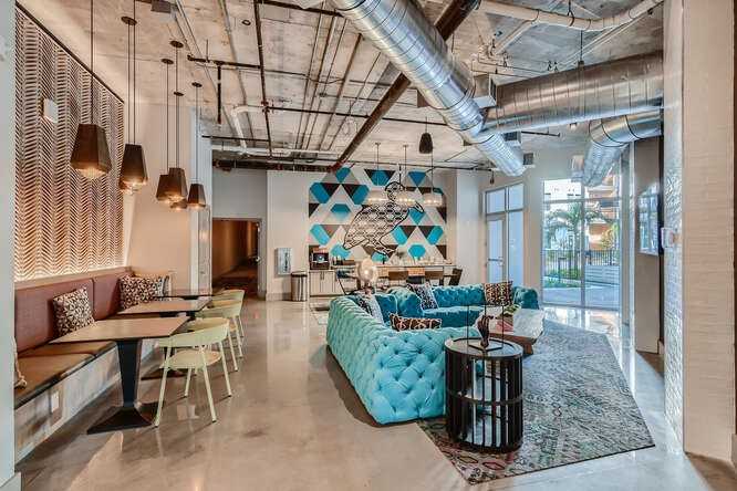 Arte St. Pete - Photo 7 of 44