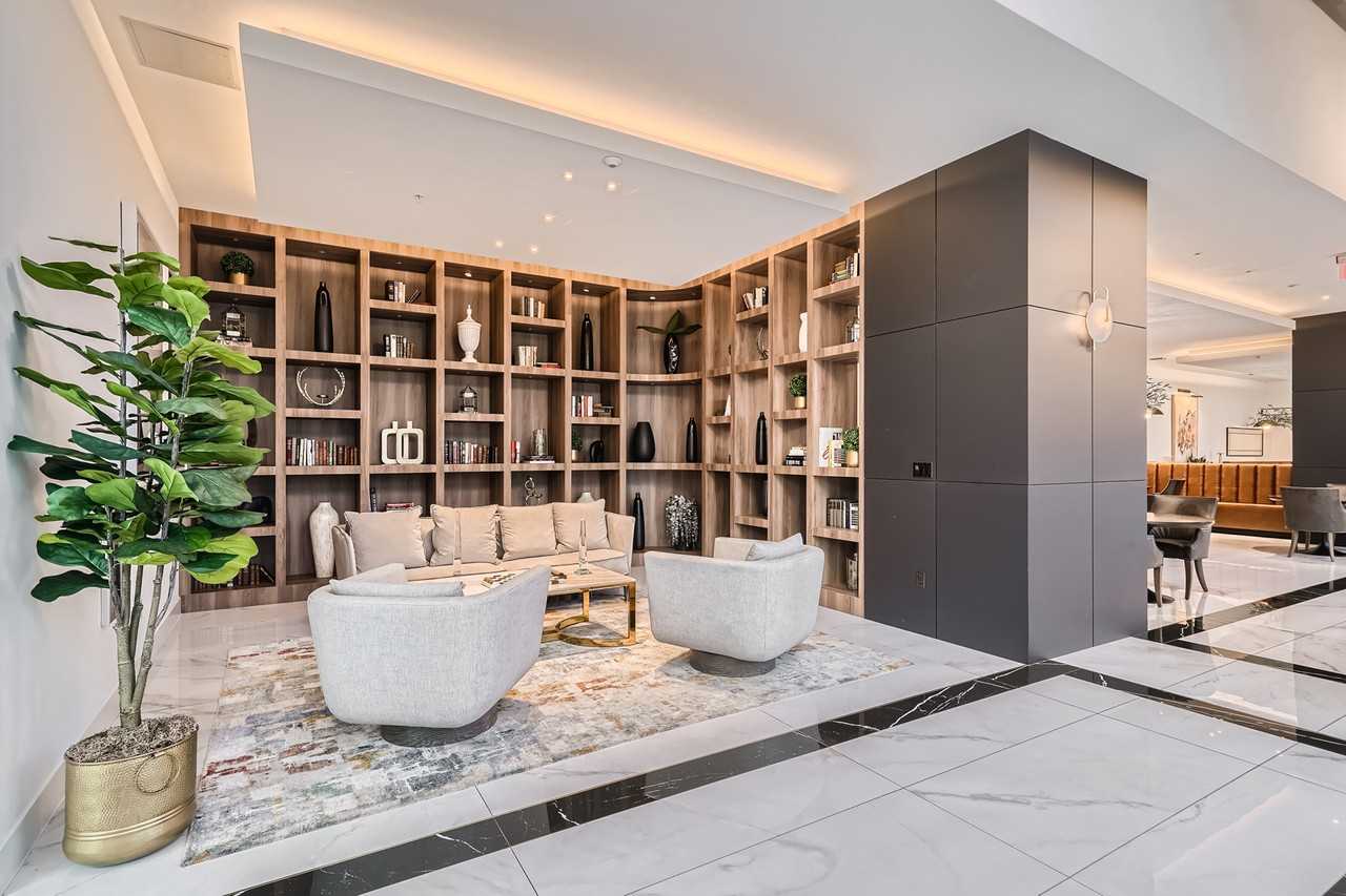 Arte Grand Central - Photo 7 of 50