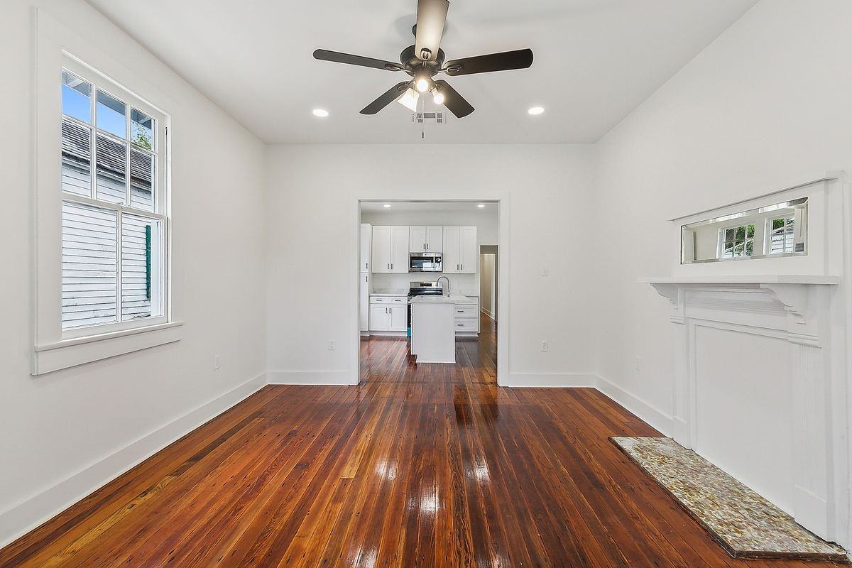 2724 Oreilly St - Photo 3 of 10