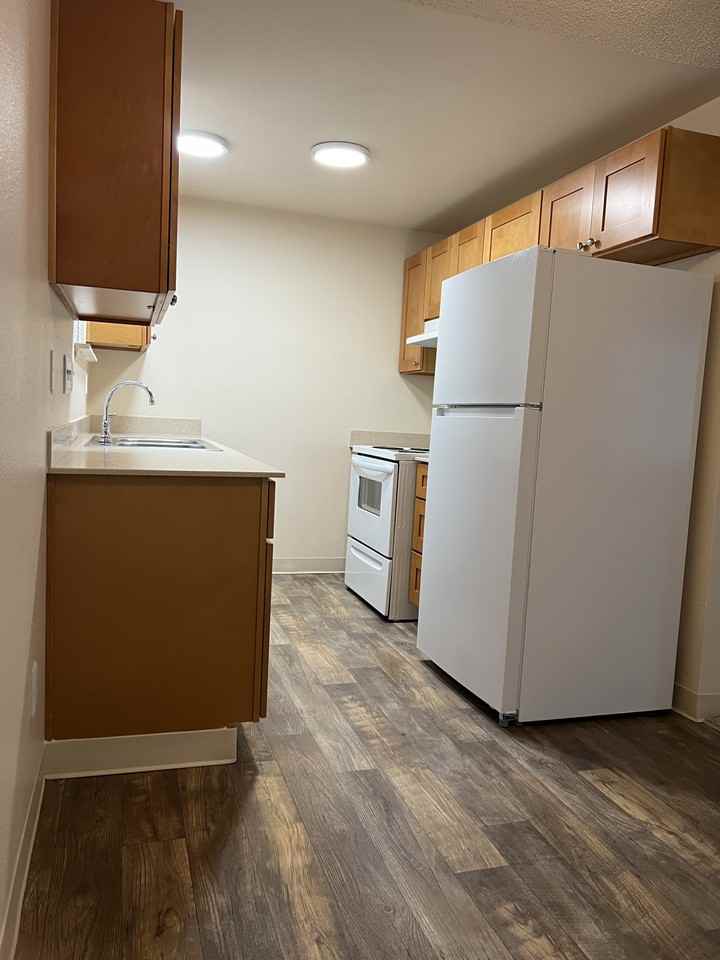 Evergreen Meadows Apartments - Photo 3 of 6