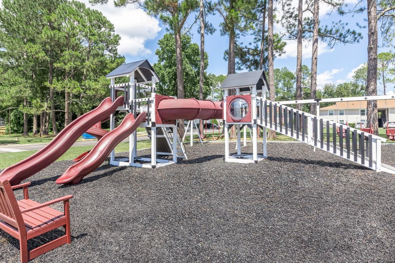 Valley Bend Apartments - Photo 6 of 34