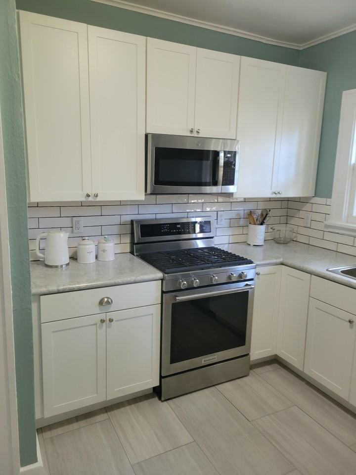 1018 25th St #1 - Photo 7 of 13