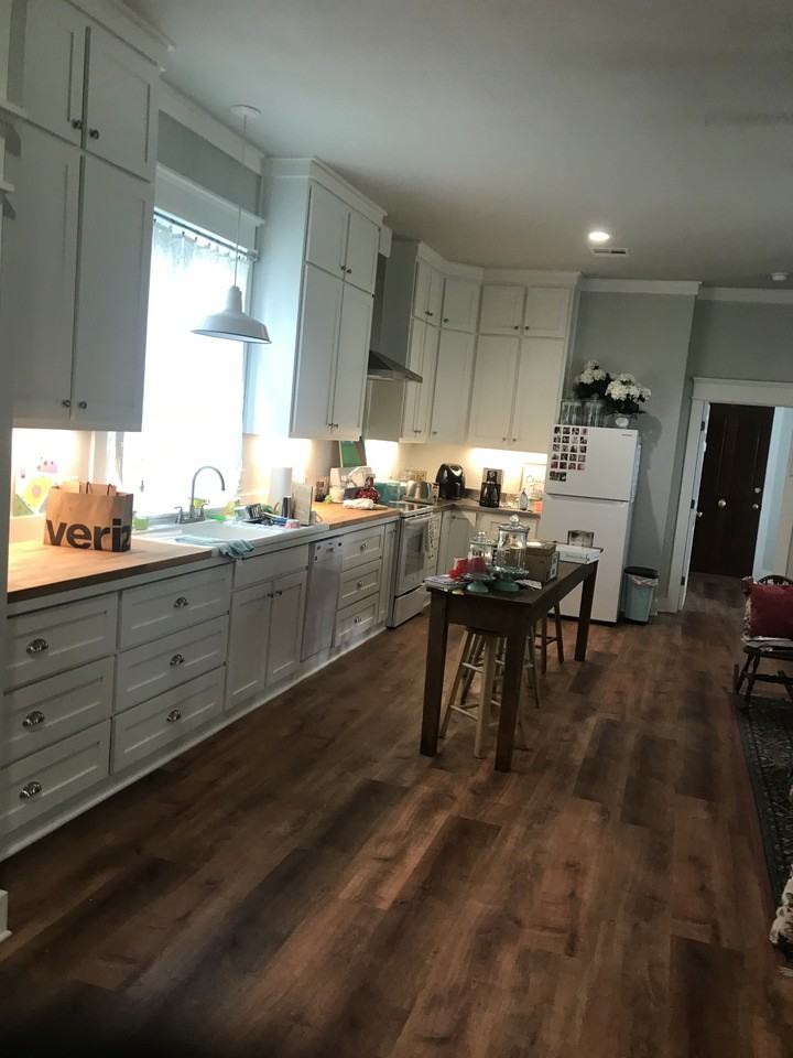 200 Dallas St #NA - Photo 2 of 6