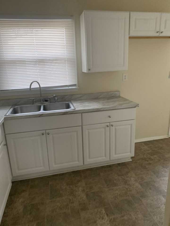 2227 Liverpool Ln #NA - Photo 3 of 10