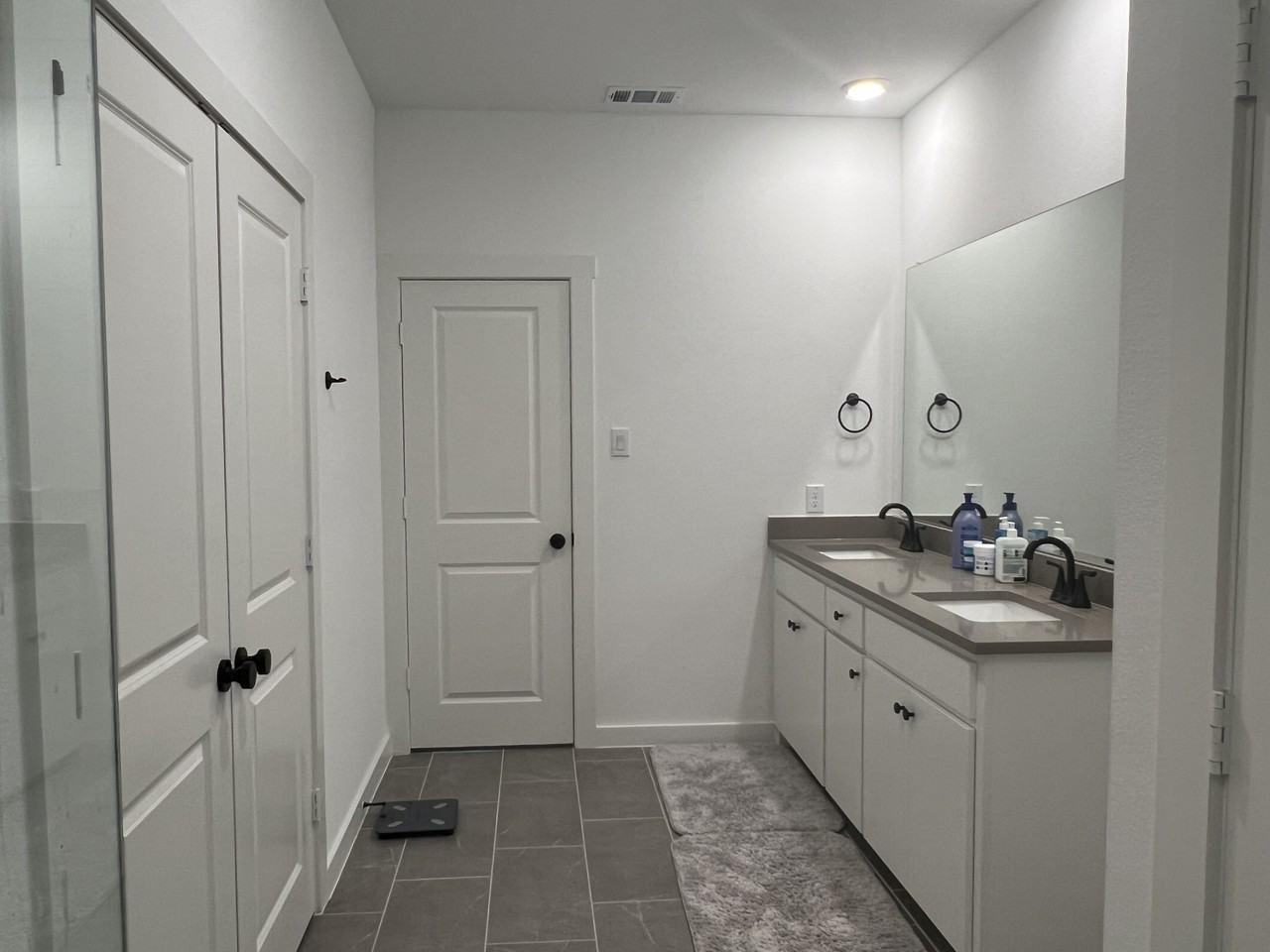 871 Cavitt Ct #871 - Photo 3 of 7