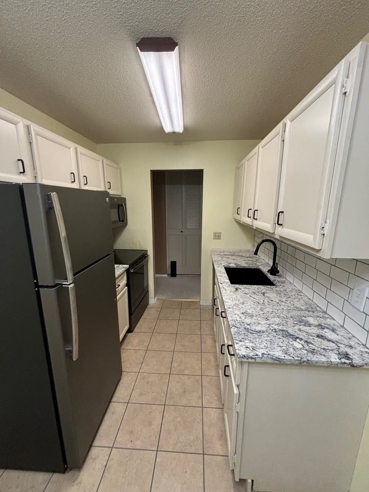 179 Little Canada Rd E #336 - Photo 5 of 40