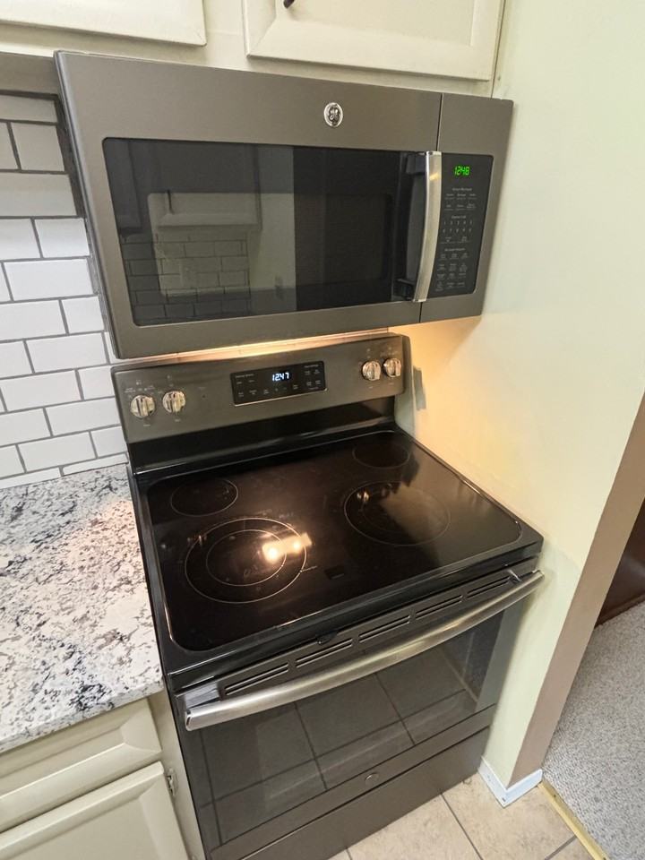 179 Little Canada Rd E #336 - Photo 7 of 40