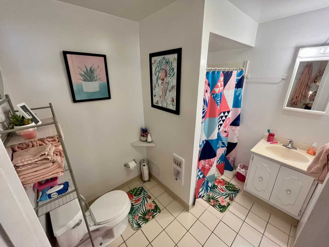 1447 State Ave #5 - Photo 4 of 14