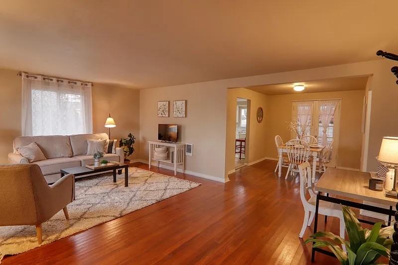 1715 Highland Dr #NA - Photo 3 of 26