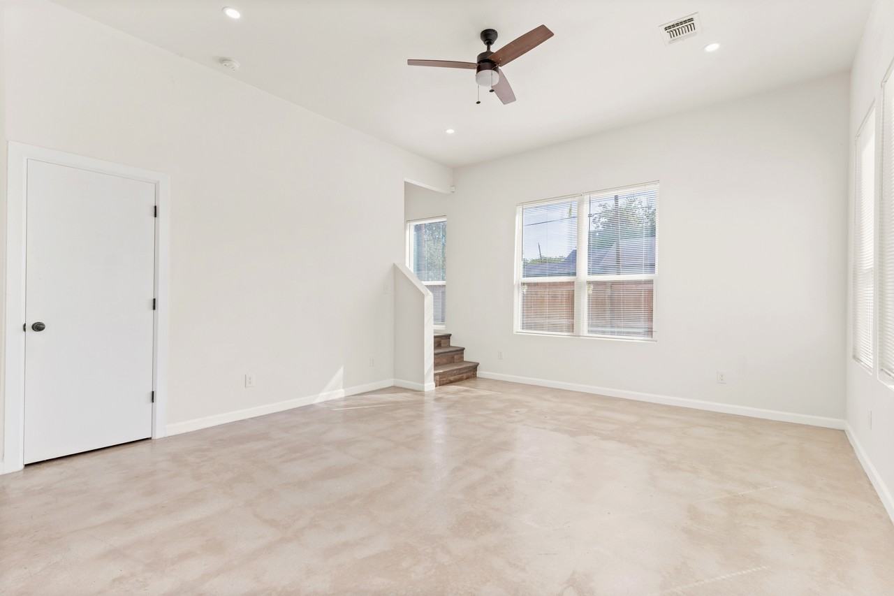 725 Virginia Blvd #NA - Photo 5 of 20