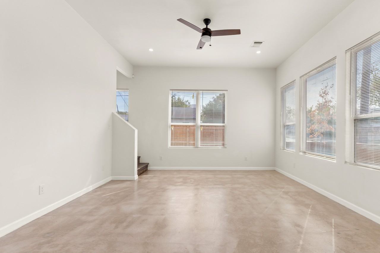 725 Virginia Blvd #NA - Photo 6 of 20