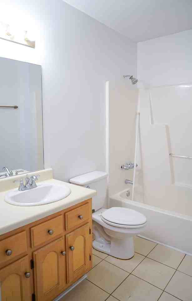 1510 27th Ave E - Photo 5 of 22