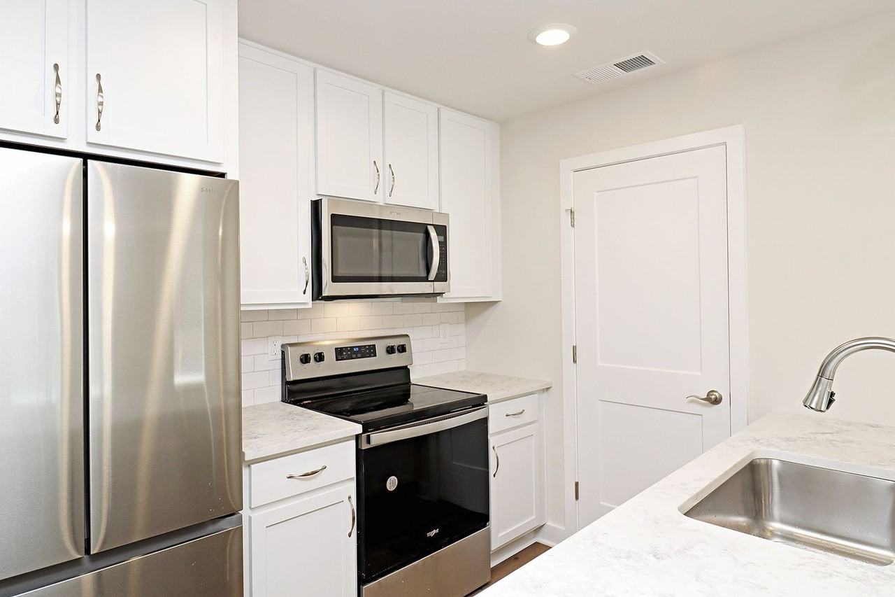 Mary Jackson Ct 5063 - Photo 2 of 15