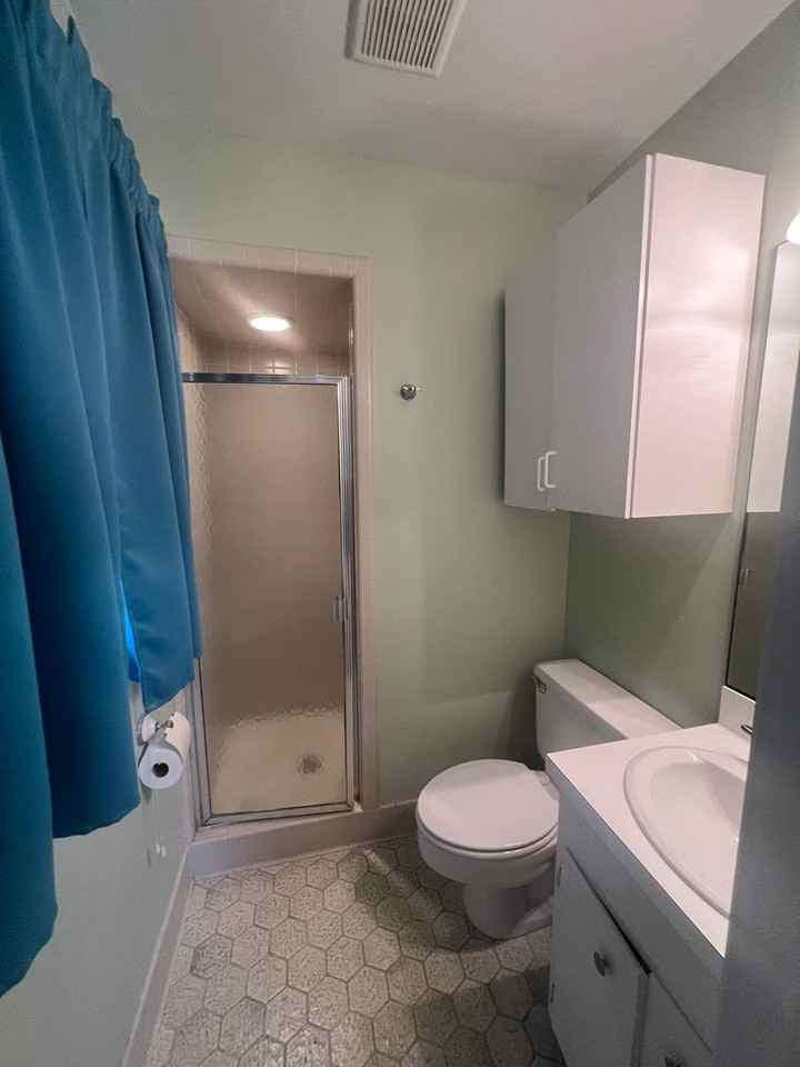 322 Semmes Dr - Photo 7 of 15