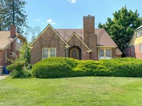 3321 N Columbia Cir - Photo 1 of 1