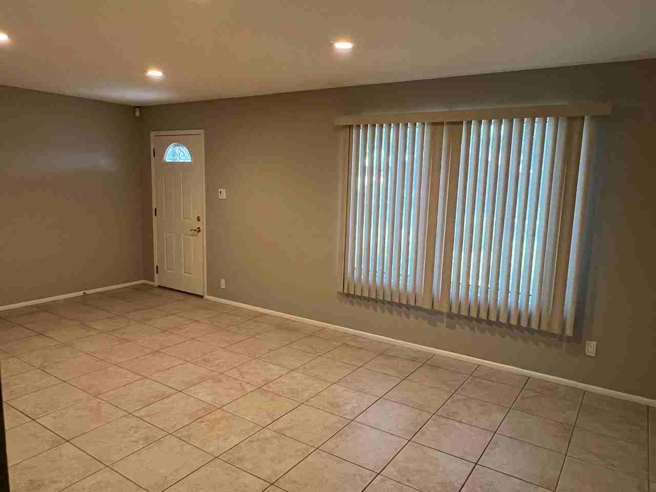 331 East Laguna Drive - Photo 2 of 24