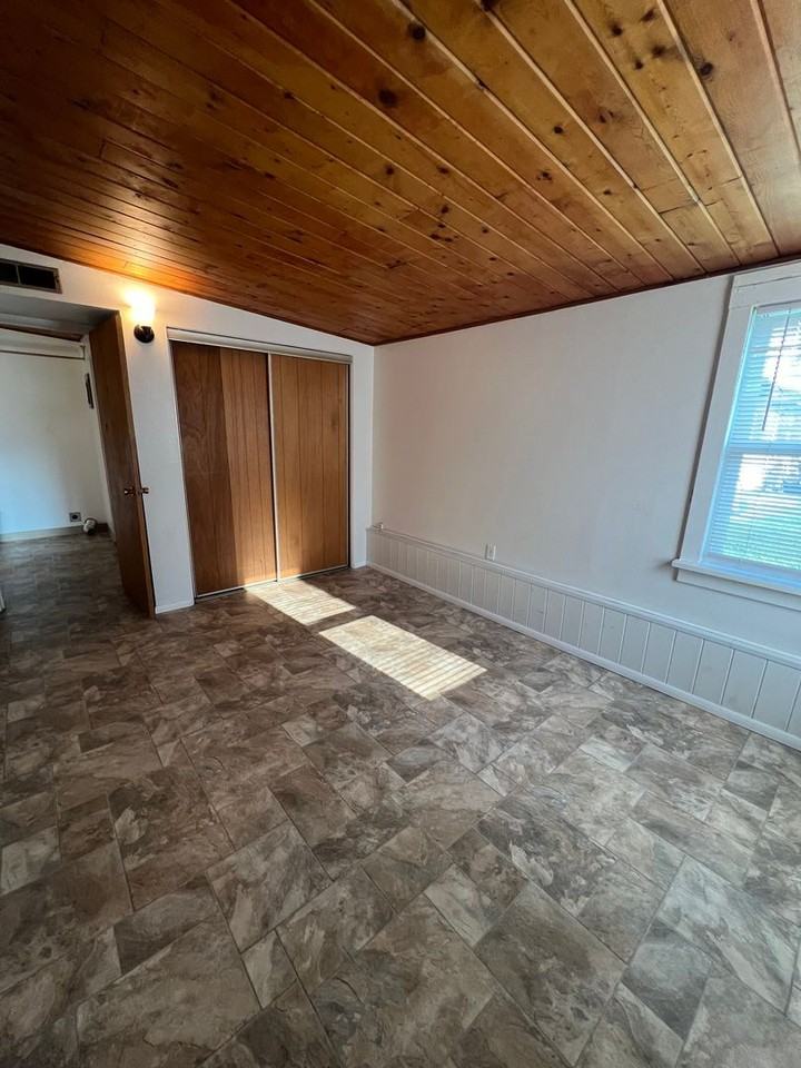 2356 Dixon - Photo 2 of 6