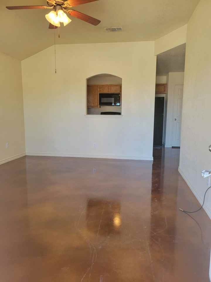 203 Coby-BW - Photo 3 of 16