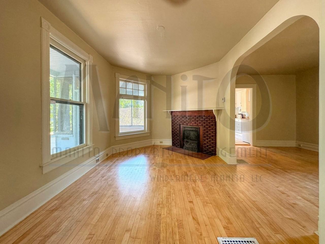 324 E 11th Ave - Photo 6 of 30