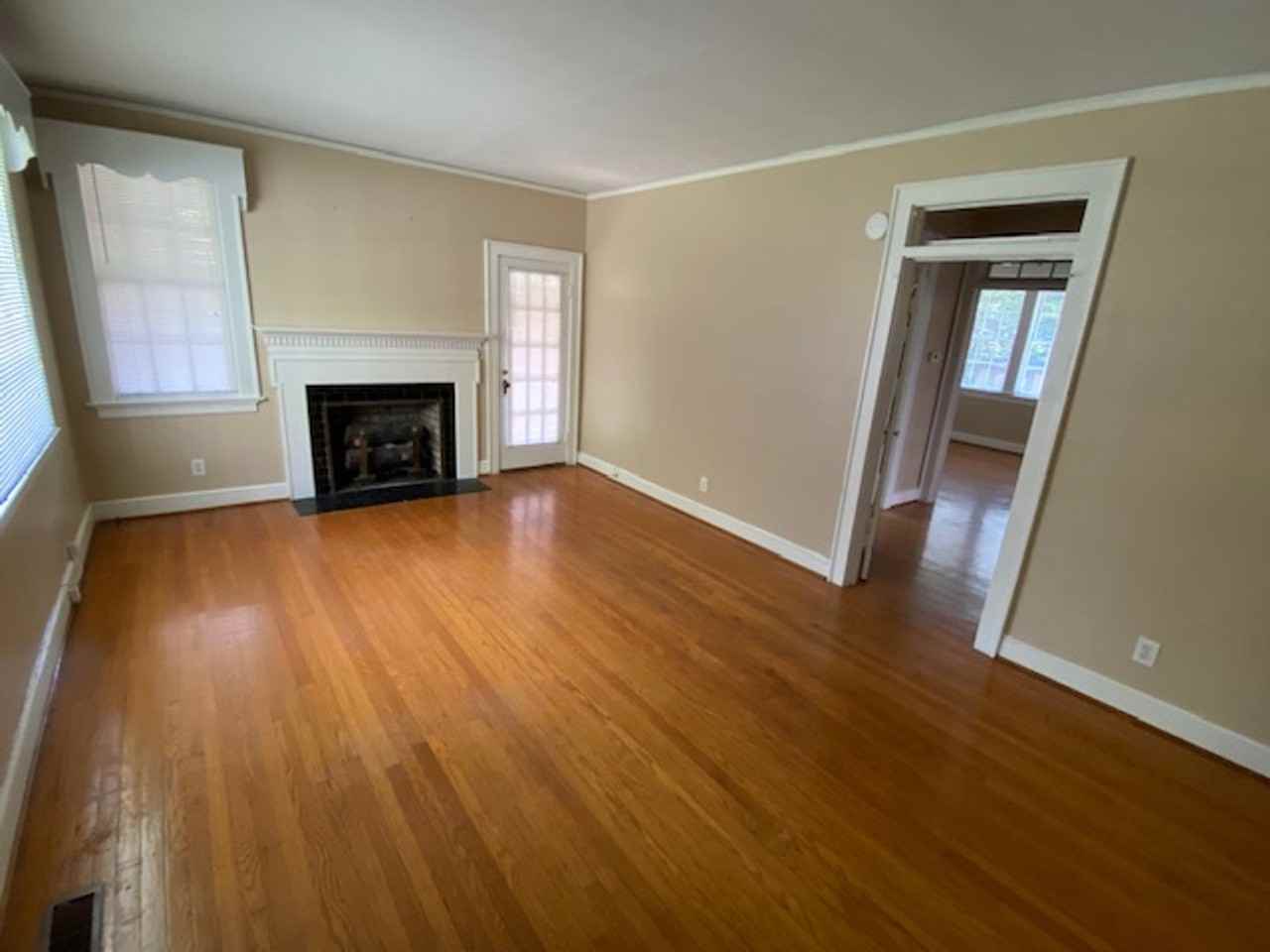 2738 Duncan St - Photo 2 of 7