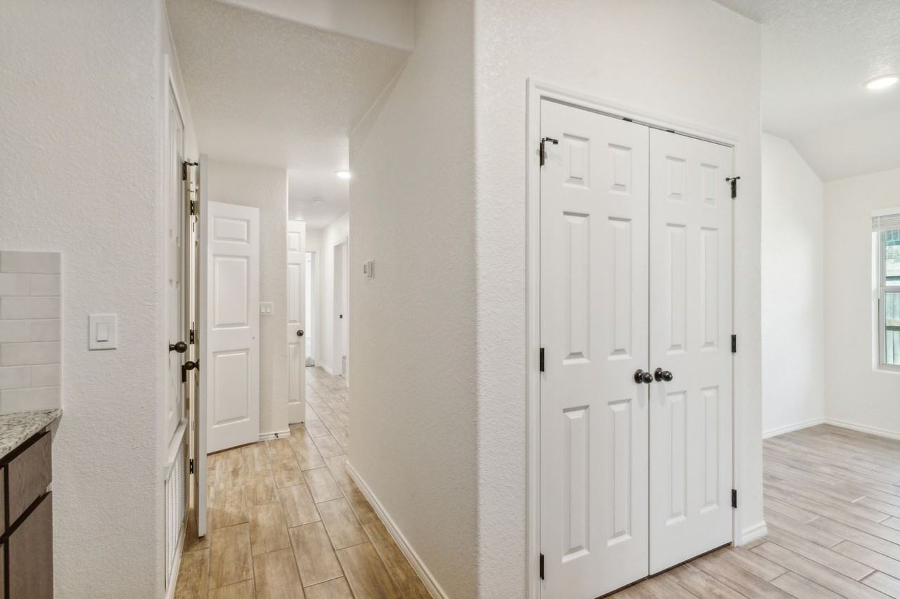2416 Alterman Dr #A - Photo 5 of 15