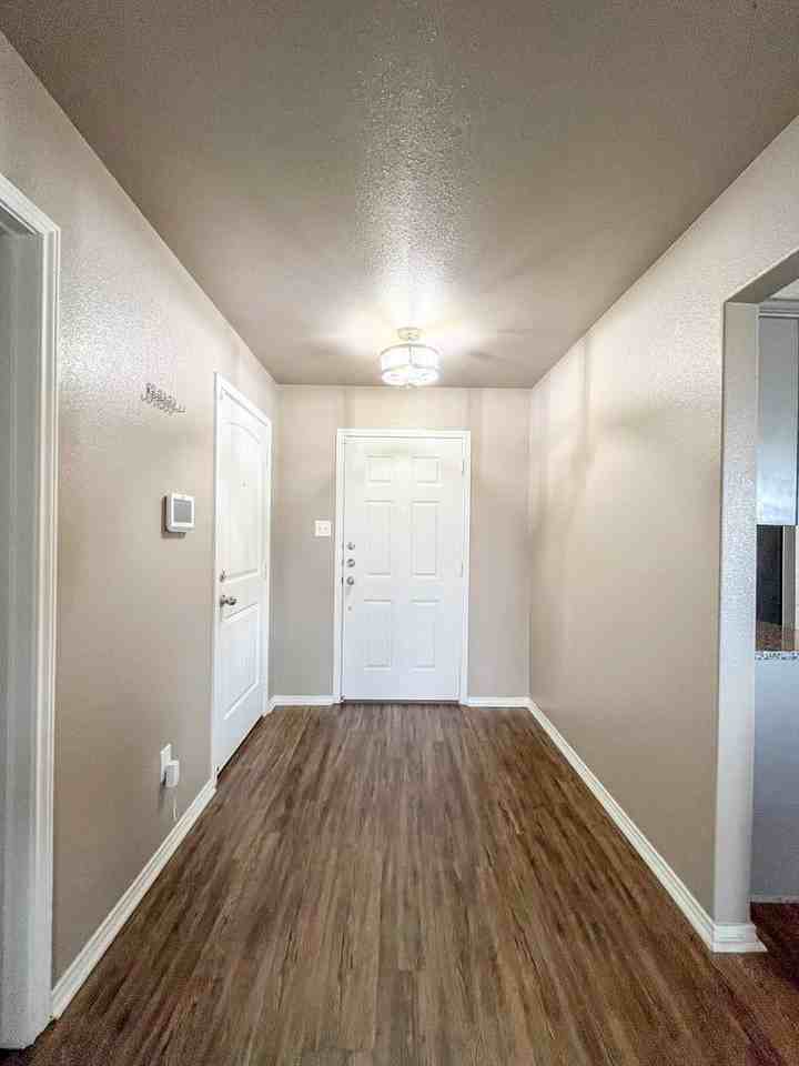 2200 Bald Eagle Ct - Photo 3 of 43