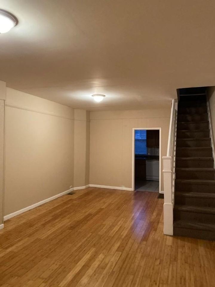 4935 Ogden St - Photo 3 of 10