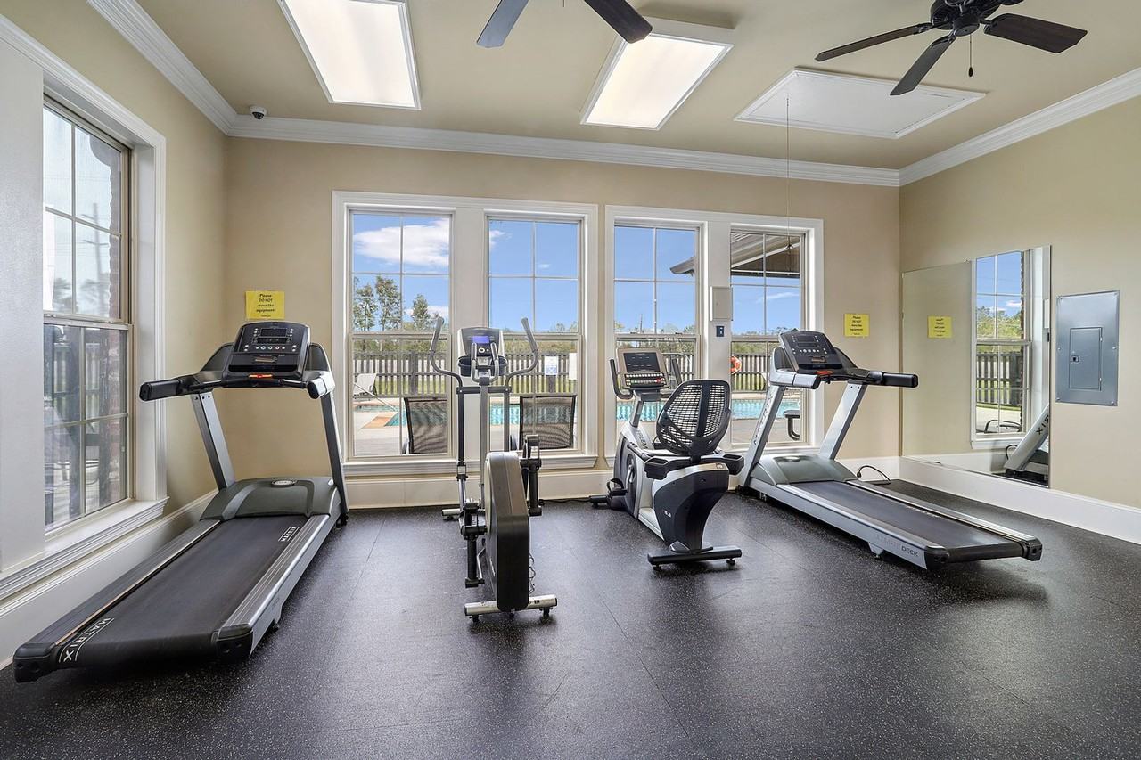 14449 Royal Villa Dr - Photo 3 of 17